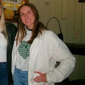 Meet your Posher, Paige